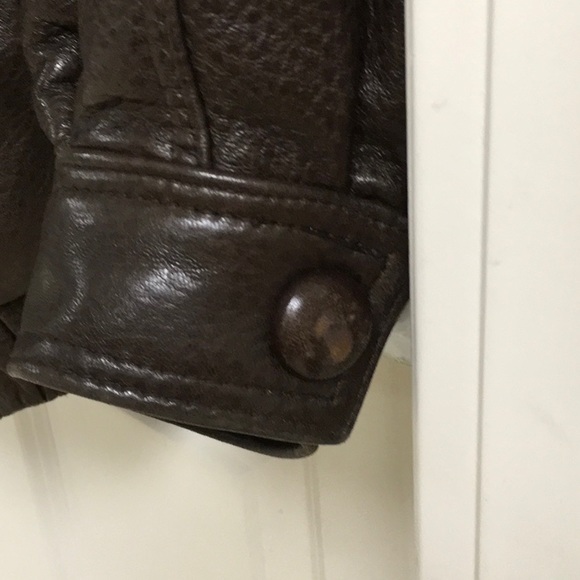 Coat - Picture 4 of 6